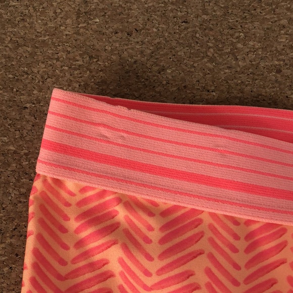 DONATED - Under Armour Shorts - Picture 4 of 6